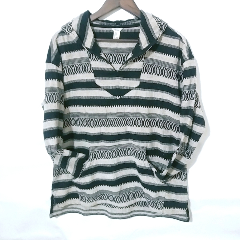Forever 21 L Tight Woven Black White Baja Hoodie Top